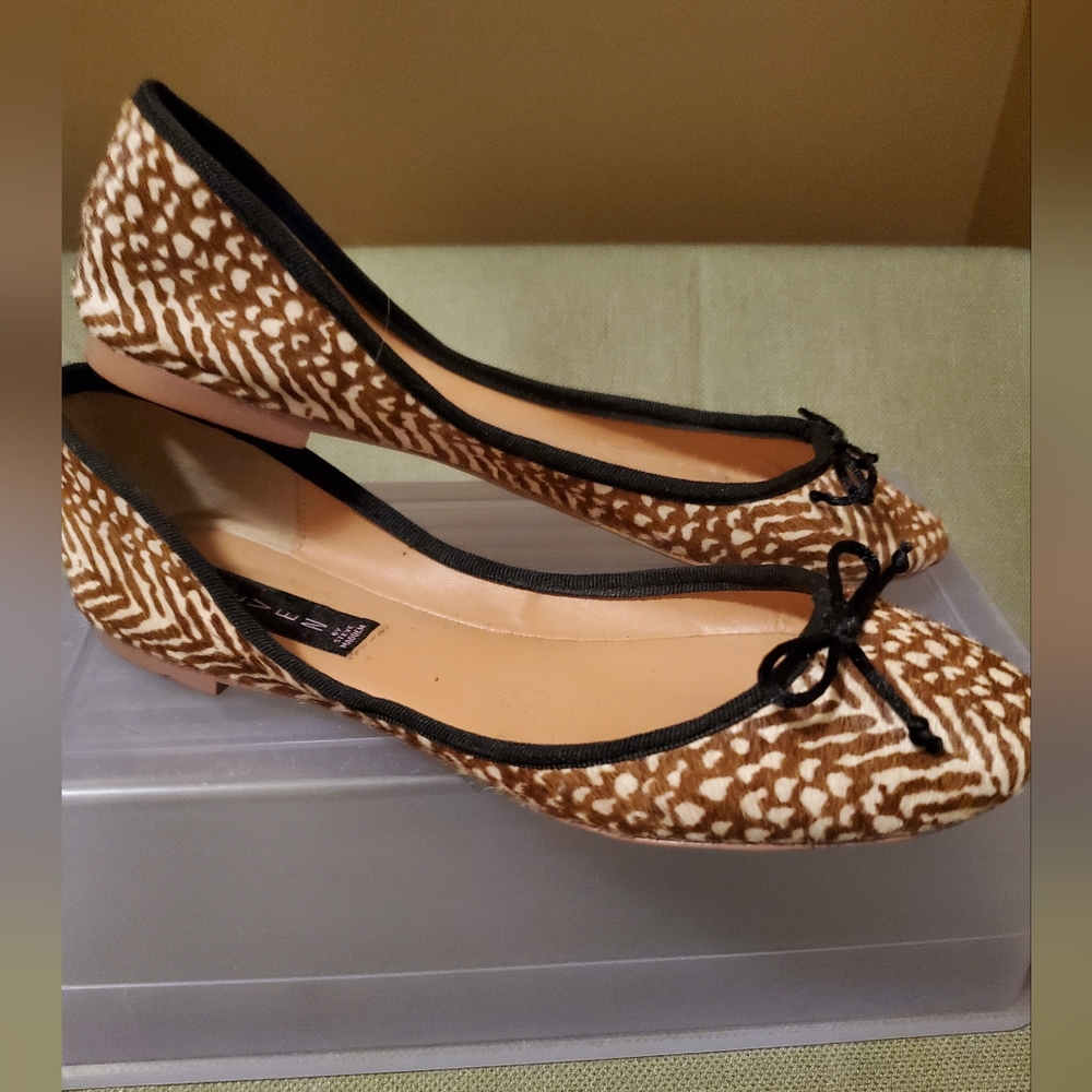 Steven By Steve Madden Flats. Size 8 - image 4